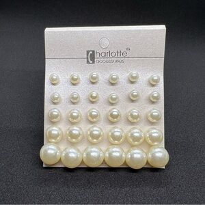 15 pair Pearl color studded earrings NEW
